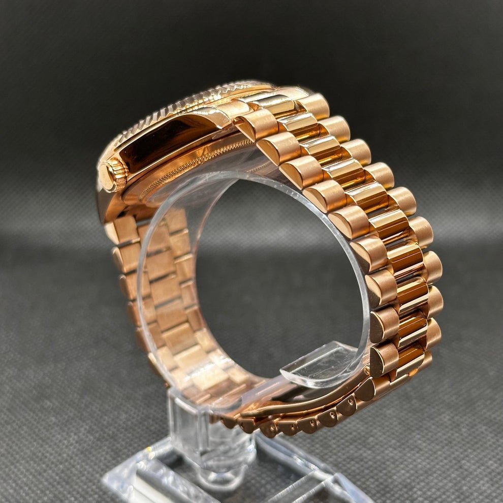 Classic Series - Brown Ombre Dial • Automatic