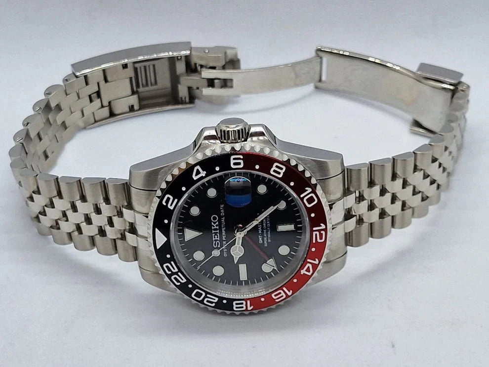 Dual Time Series - Red Black Steel 5 Link