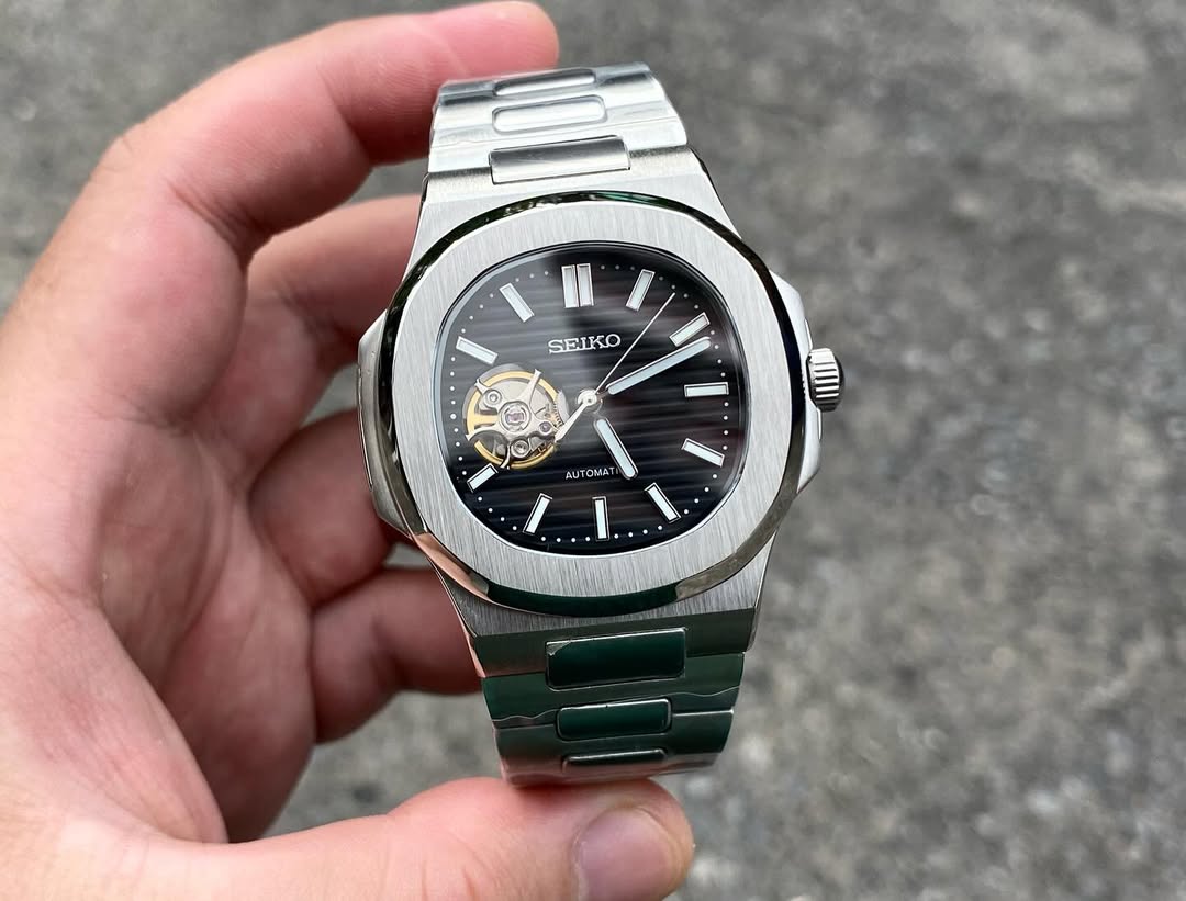 Signature Series - Black (Open Heart)