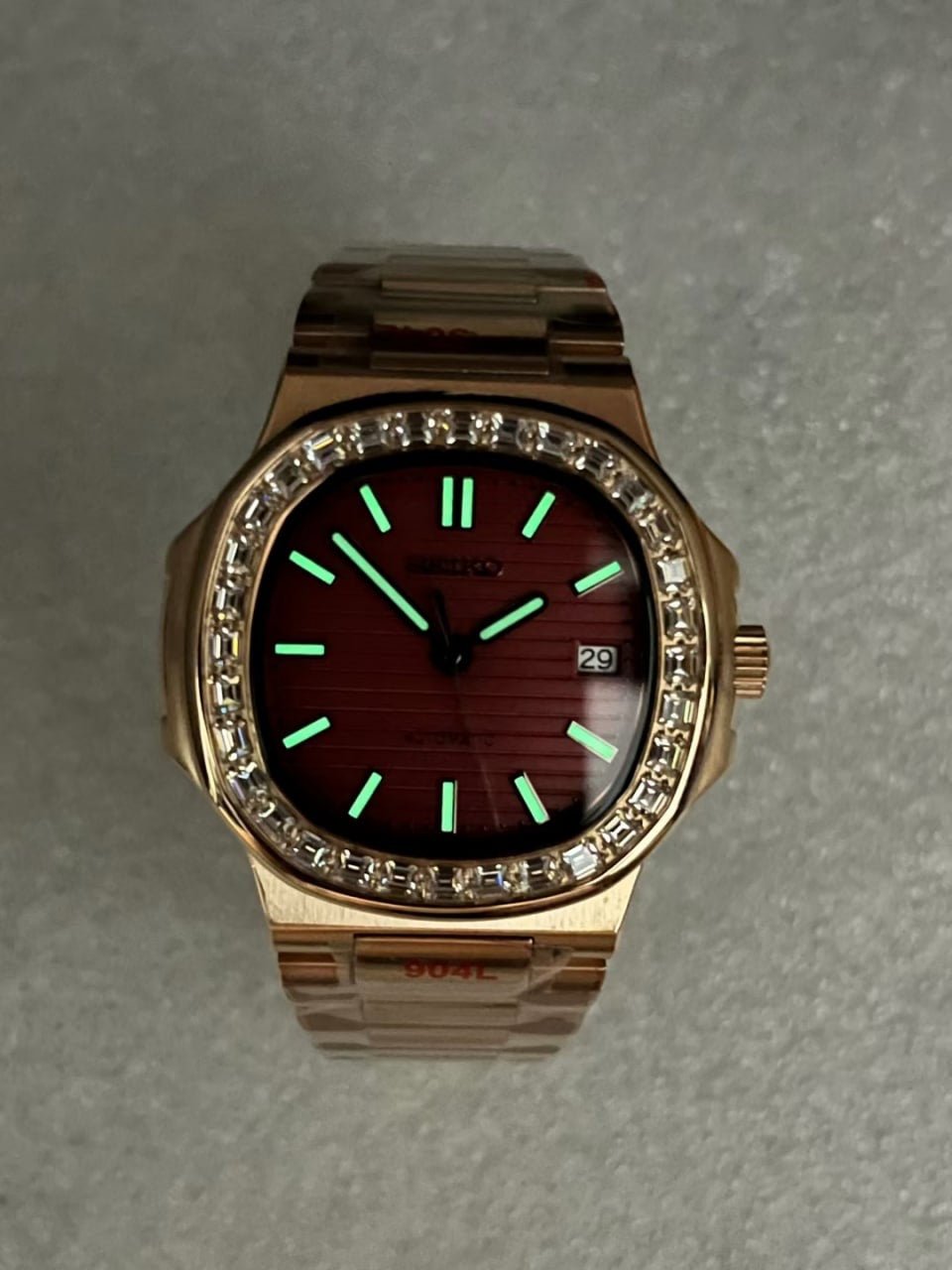 Signature Series - Rose Gold Wine Red Diamond Bezel