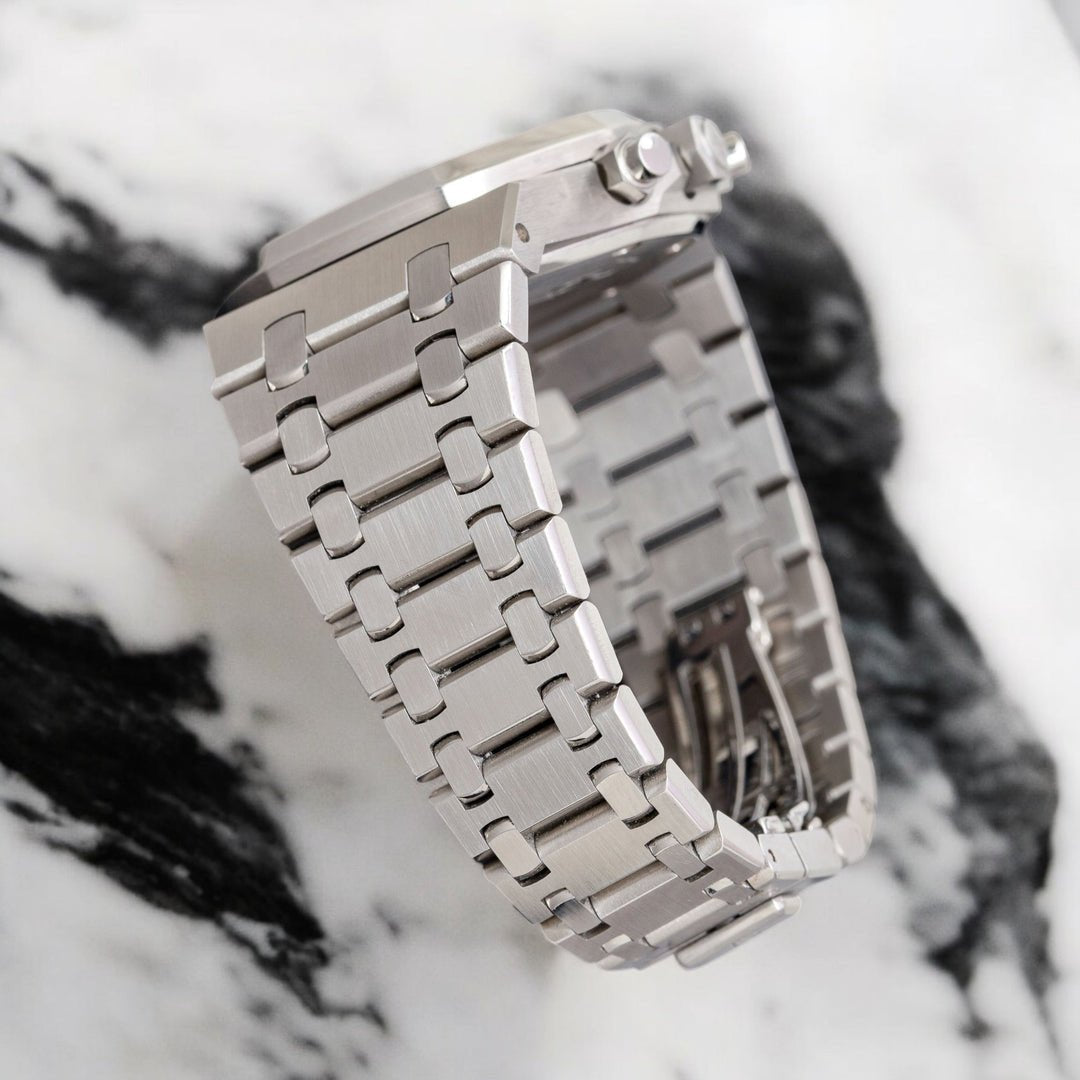 Chronograph Series - Integrated Black