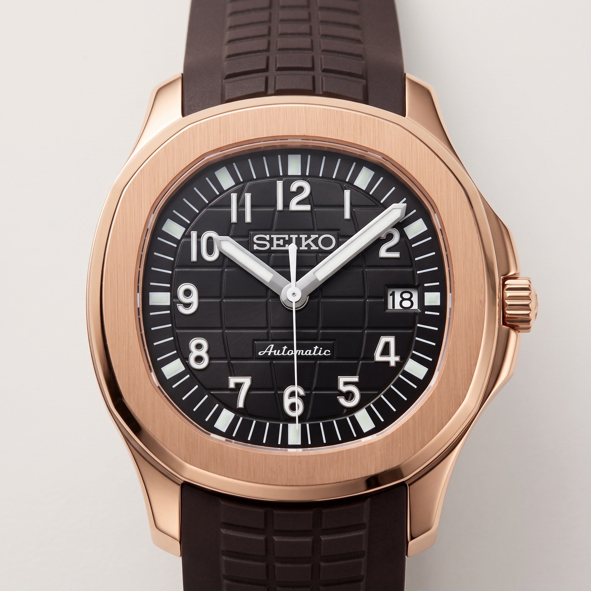 Aqua Mod – Rose Gold Black Dial – 41mm – Automatic – dial detail