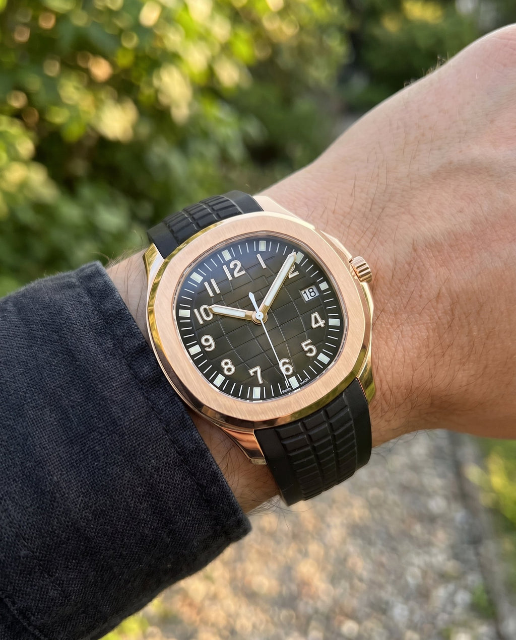 Aqua Mod – Rose Gold Black Dial – 41mm – Automatic - on-wrist lifestyle