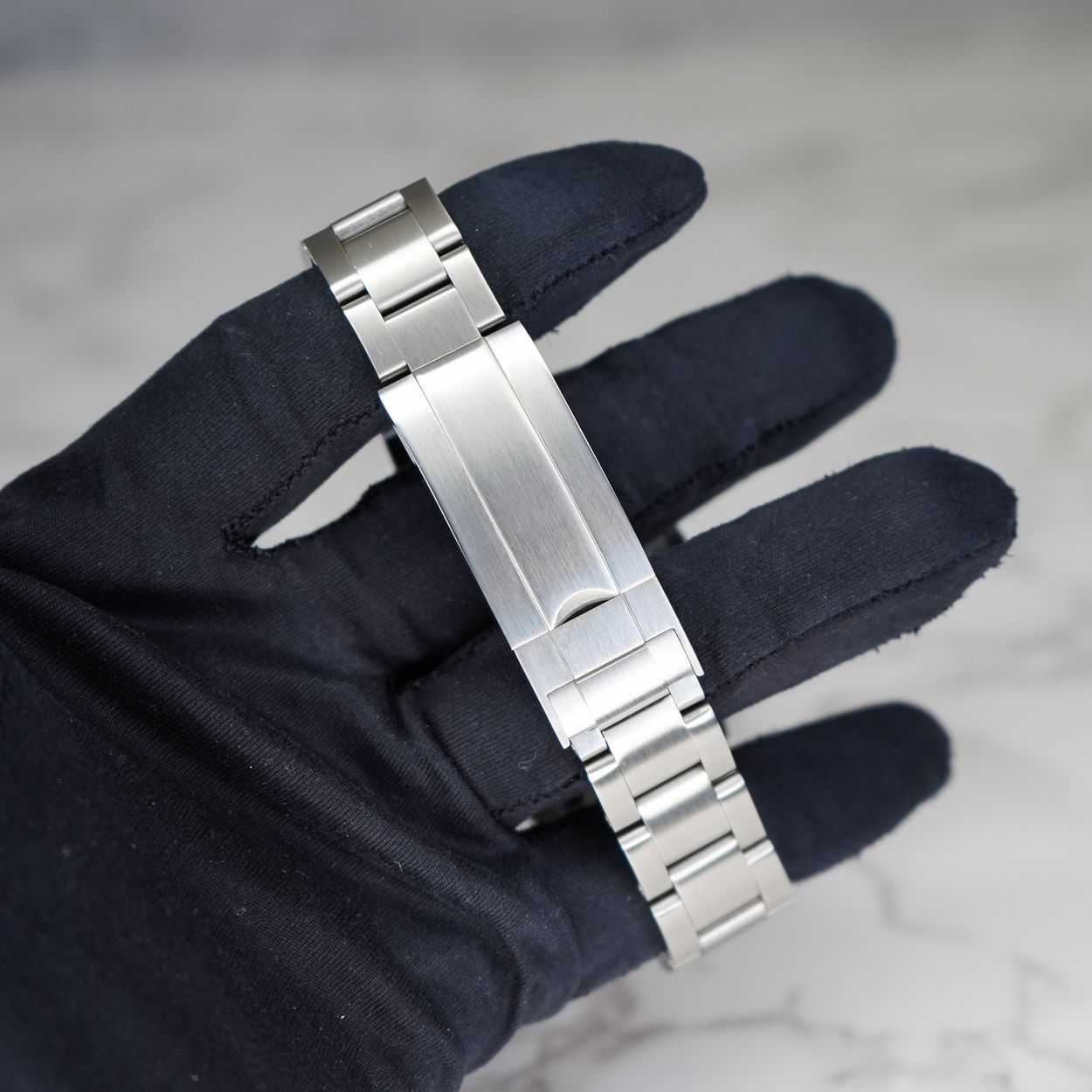 Dual Time Series - Red Black 3 Link