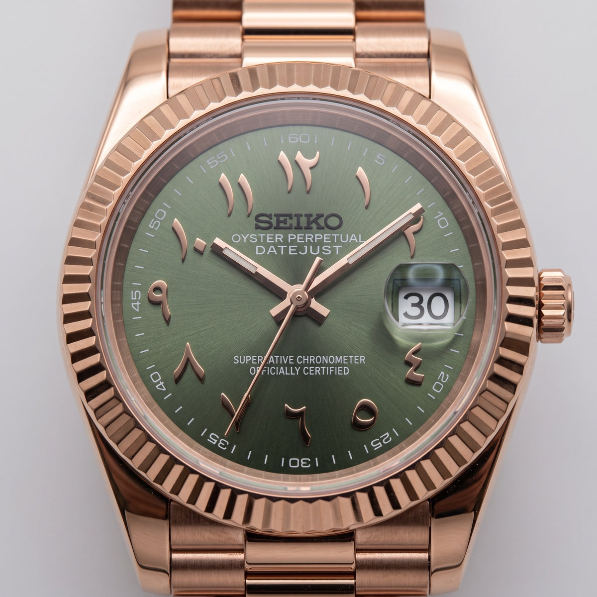 Date Mod – Rose Gold · Green Arabic Dial – Automatic – dial detail
