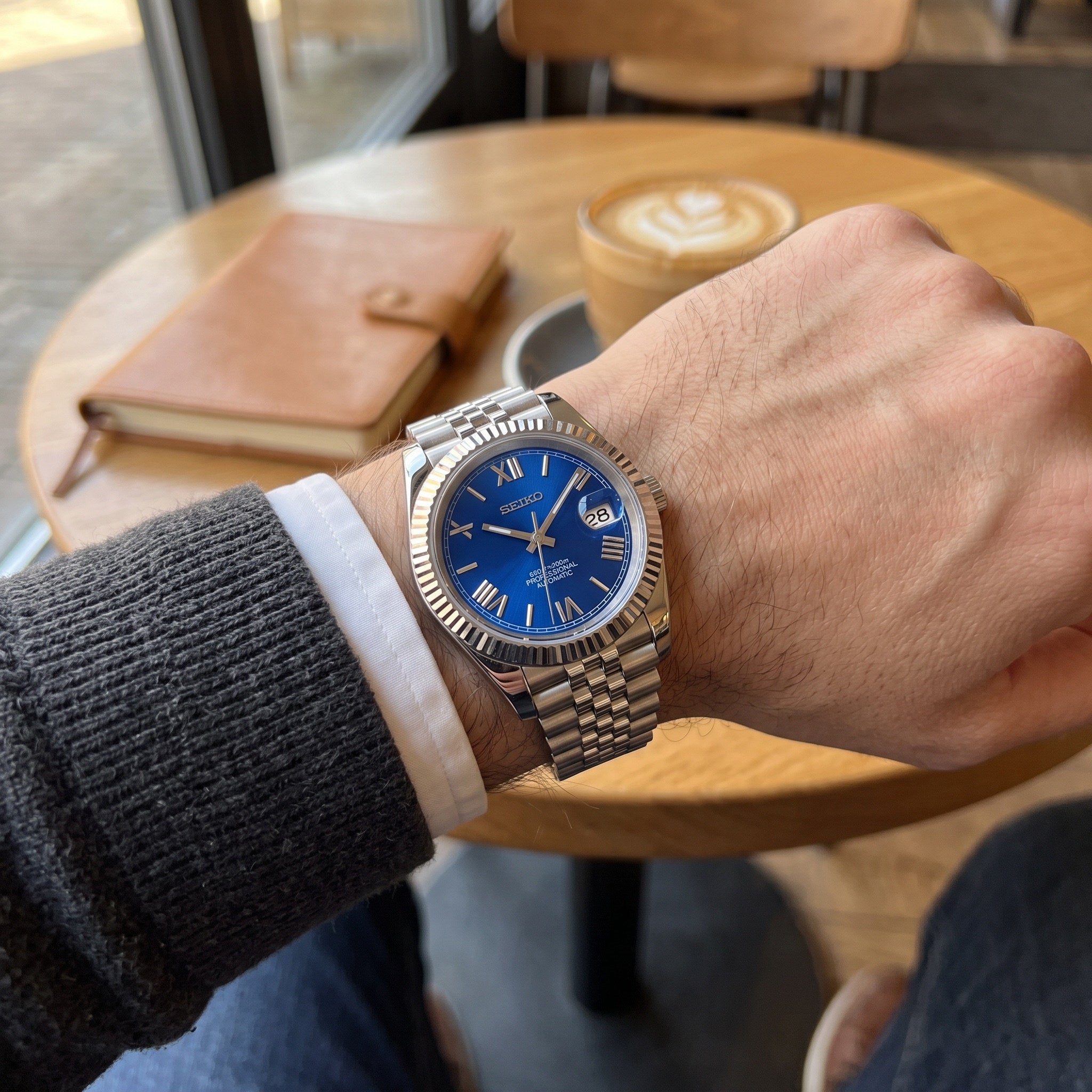 Date Mod – Steel · Blue Roman Dial – Automatic – on-wrist view