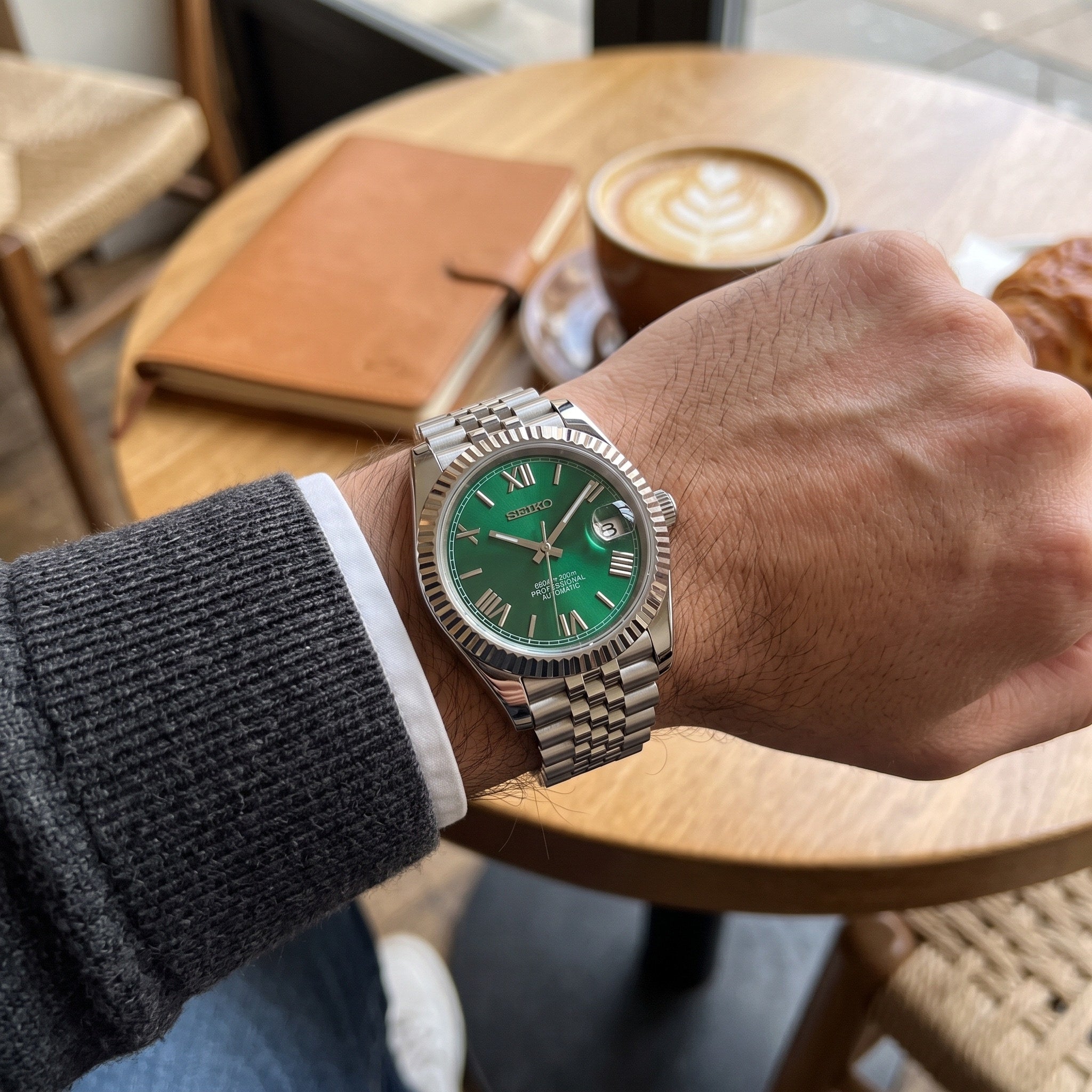 Date Mod – Steel · Green Roman Dial – Automatic – on-wrist view