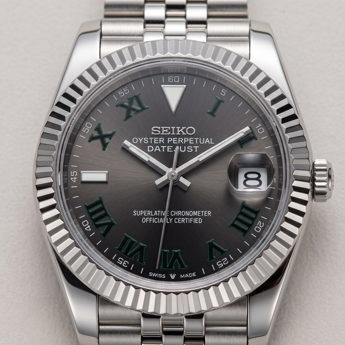 Date Mod – Steel · Green Stick Dial – Automatic – dial detail
