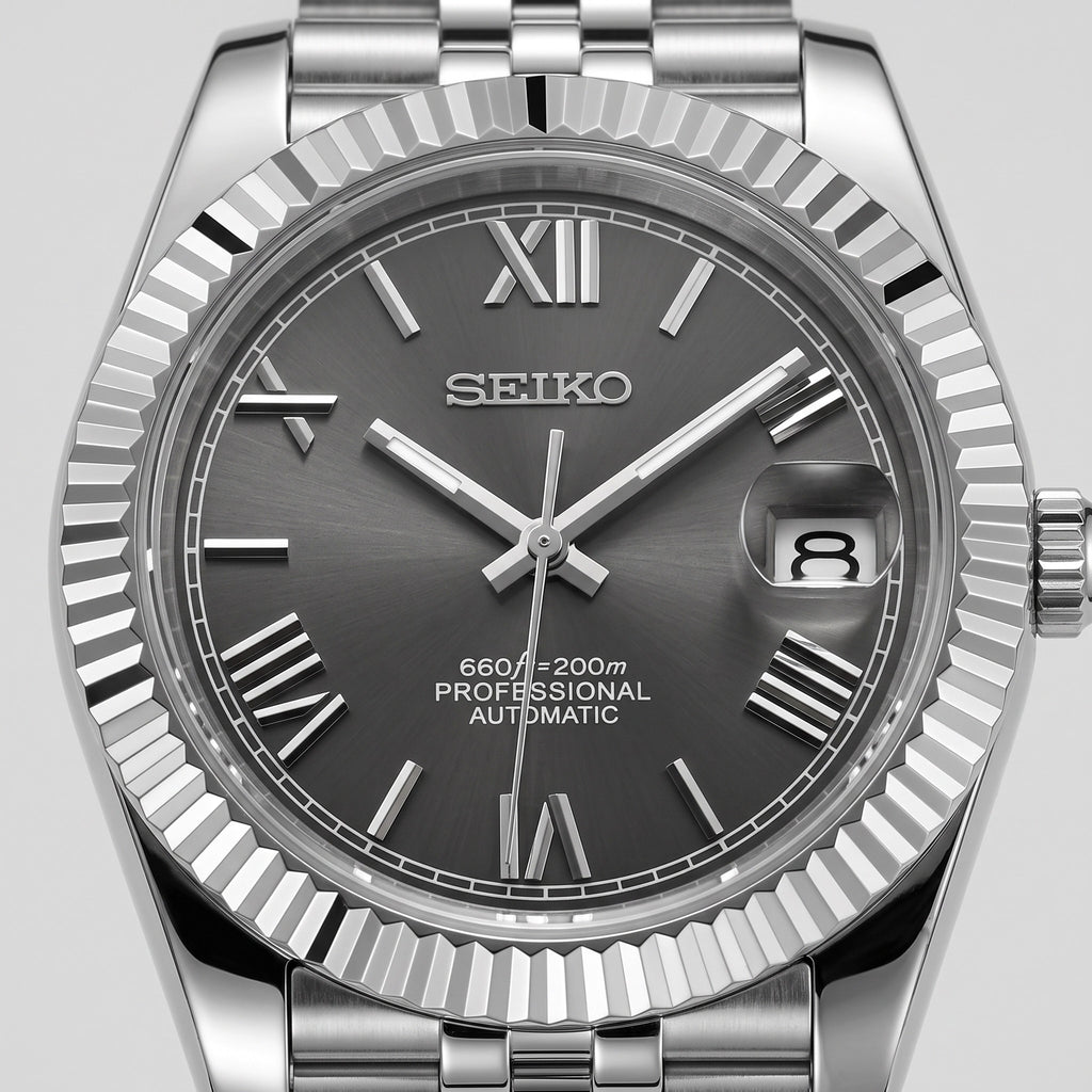 Date Mod – Steel · Grey Roman Dial – Automatic – dial detail