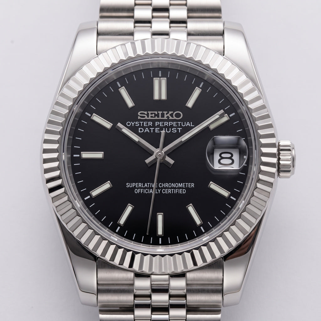 Date Mod – Steel · Grey Stick Dial – Automatic – dial detail