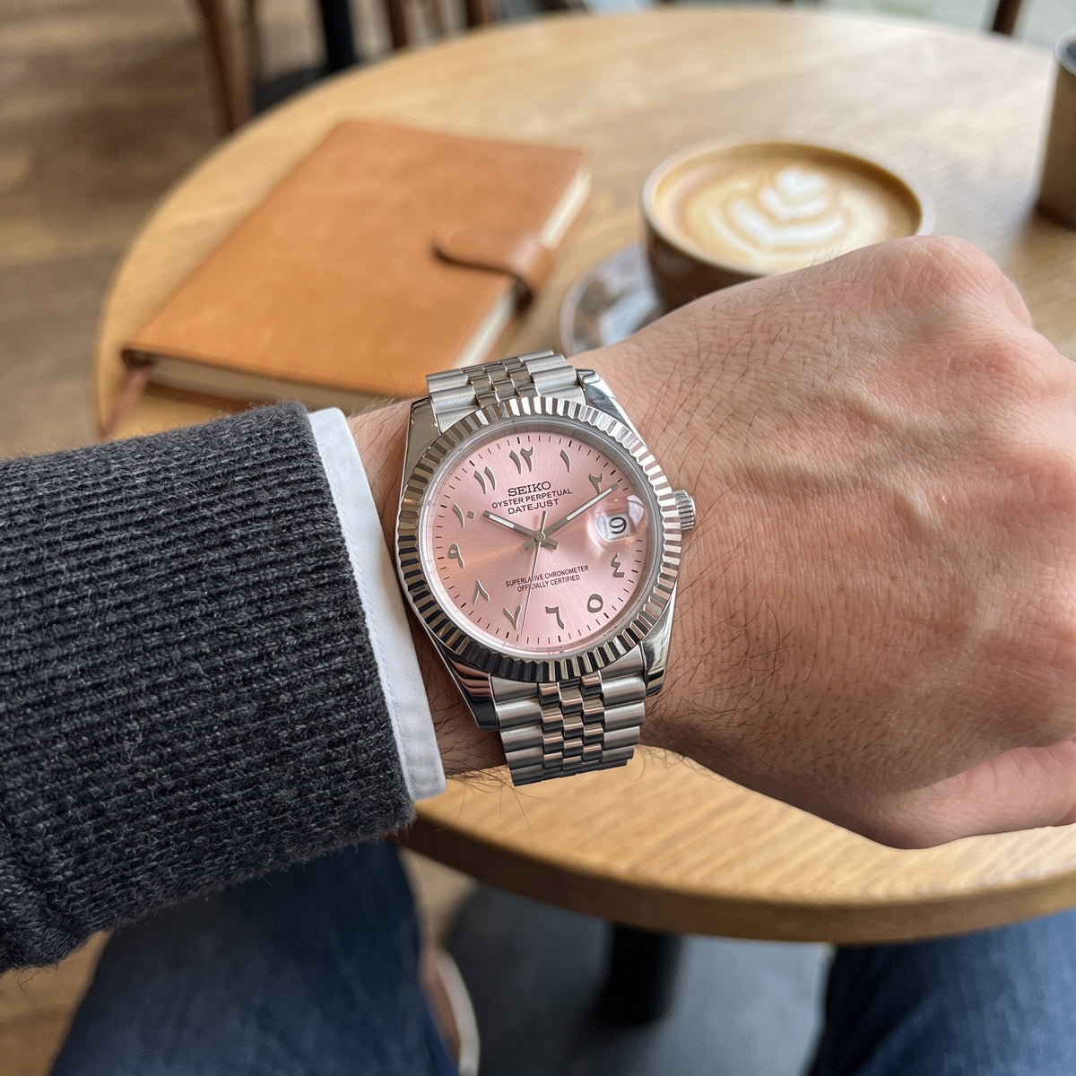 Date Mod – Steel · Pink Stick Dial – Automatic – on-wrist view