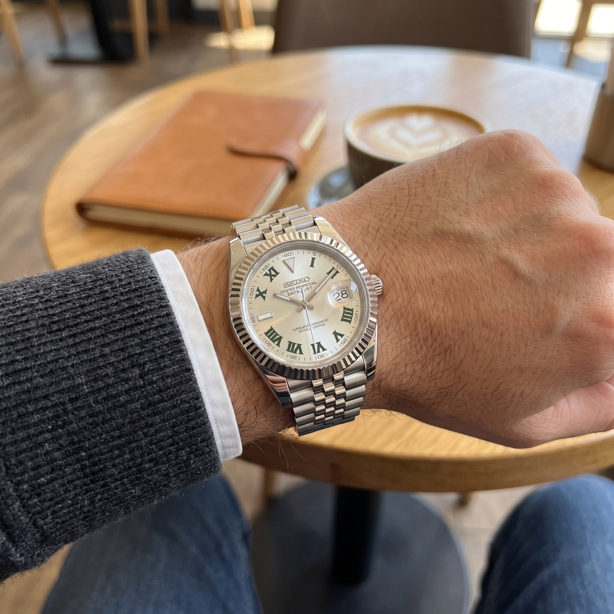 Date Mod – Steel · Silver Green-Roman Dial – Automatic – on-wrist view