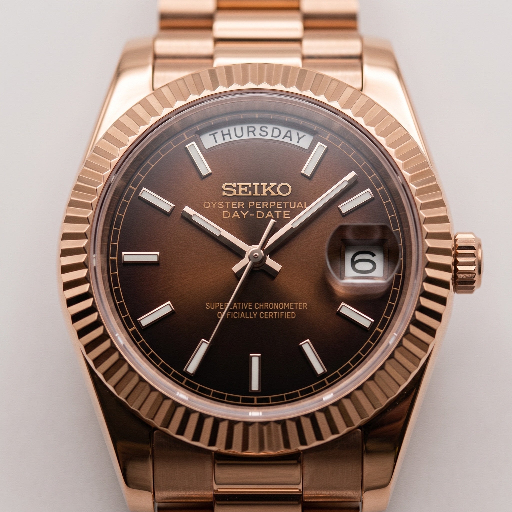 Day Mod – Rose Gold · Brown Dial – 40mm – Automatic – dial detail