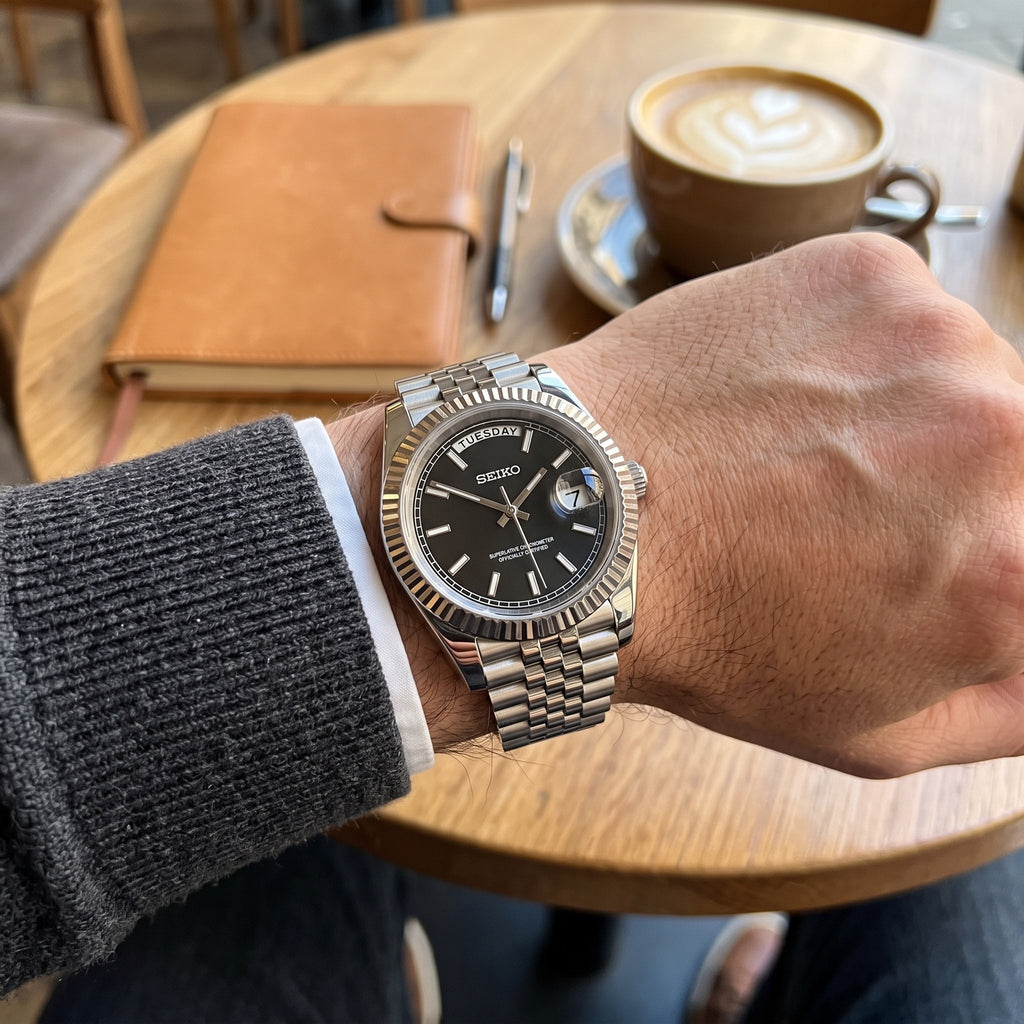Day Mod – Steel · Black Dial · Jubilee – 40mm – Automatic – on-wrist view
