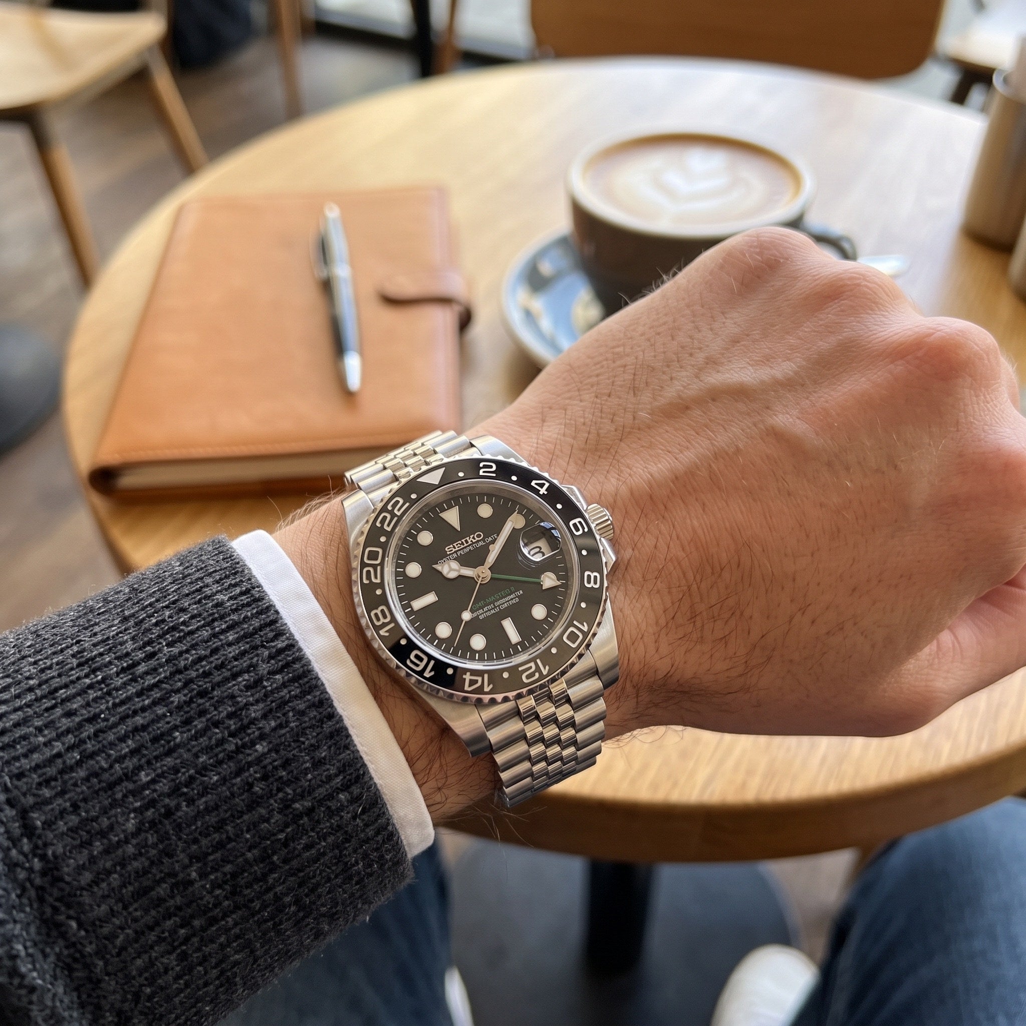 GMT Mod – Steel · Black-Grey Bezel · Jubilee – 40mm – Automatic GMT – on-wrist view