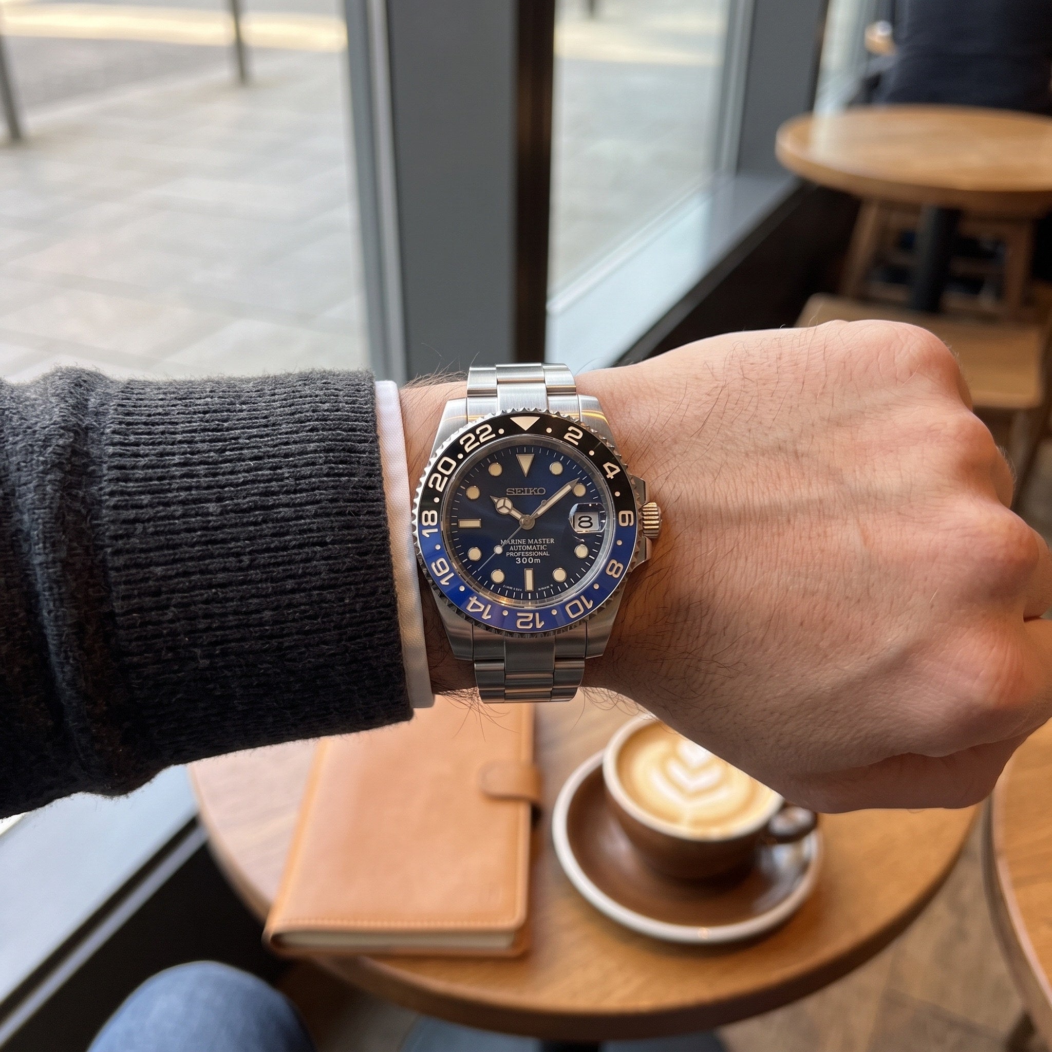 GMT Mod – Steel · Blue-Black Bezel · Blue Dial – 40mm – Automatic GMT – on-wrist view