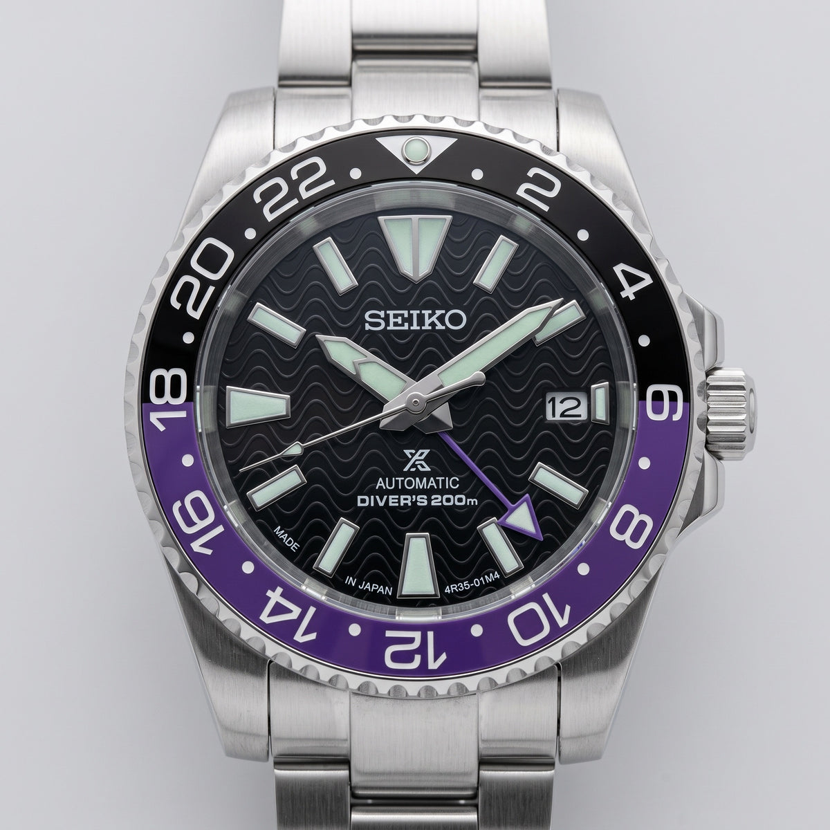 GMT Mod – Steel · Purple-Black Bezel – 40mm – Automatic GMT – dial detail