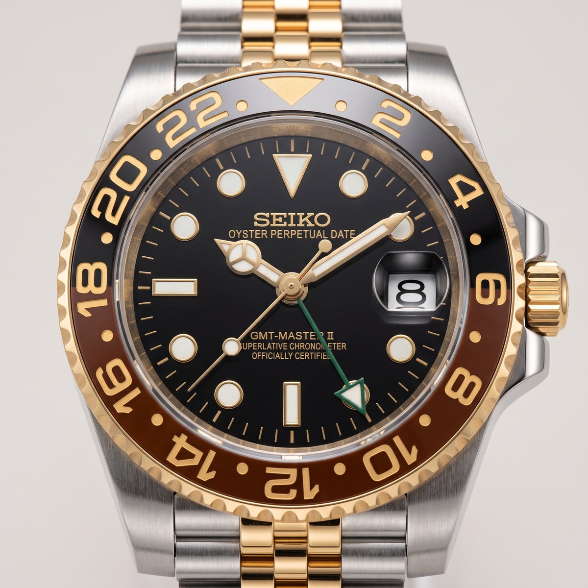 GMT Mod – Two-Tone Gold · Brown-Black Bezel – 40mm – Automatic GMT – dial detail