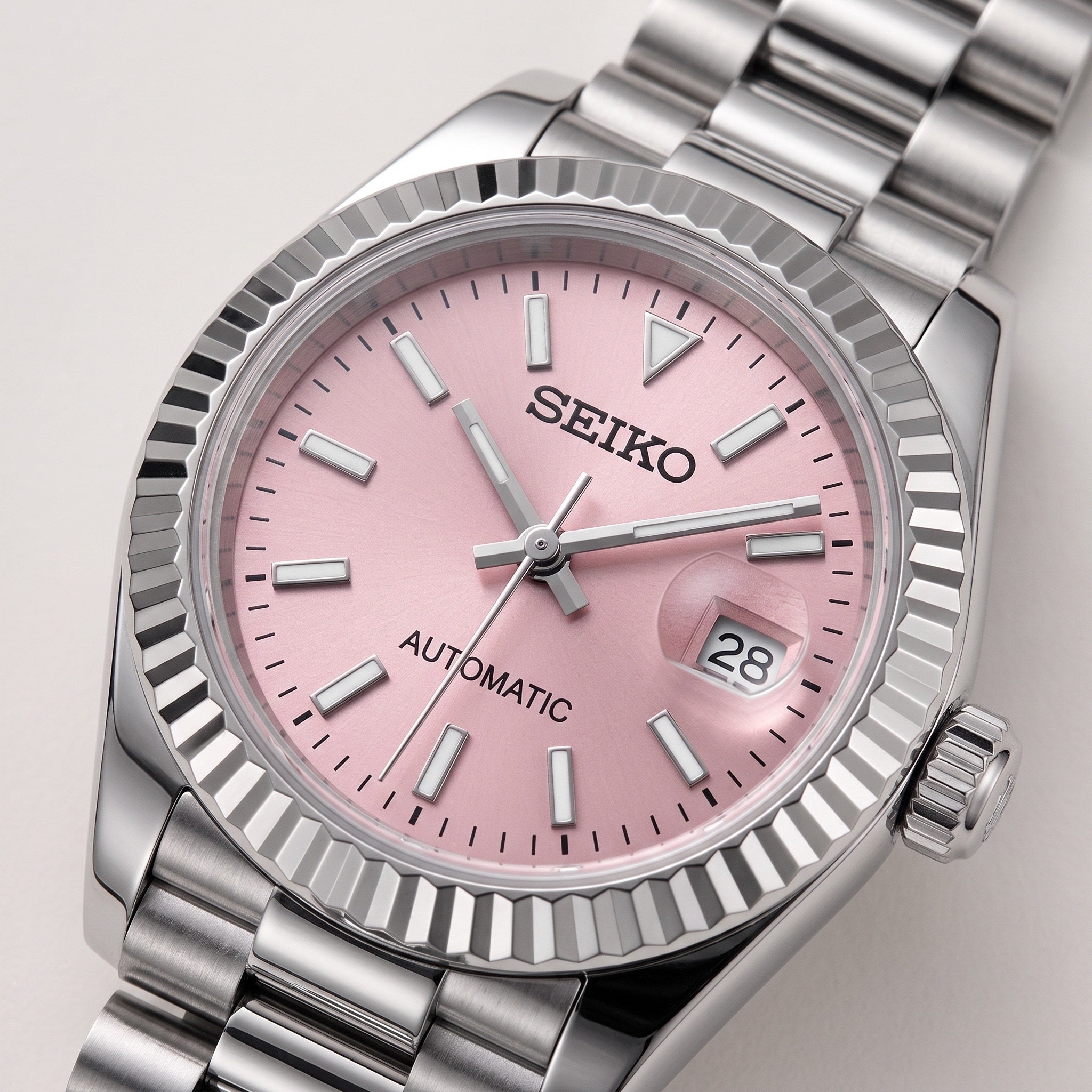 Lady Mod – Steel · Pink Dial · President – 28mm – Automatic – dial detail