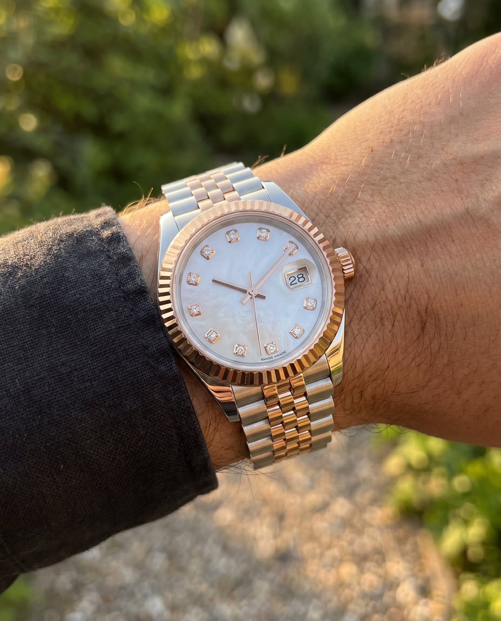 Lady Mod – Two-Tone Rose Gold · White MOP Dial – 28mm – Automatic - on-wrist lifestyle