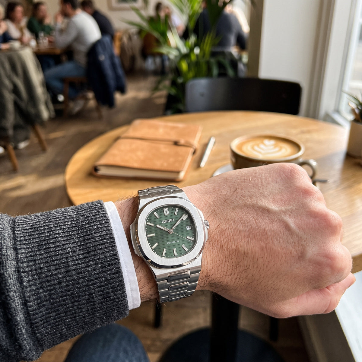 Naut Mod – Steel · Green Dial – 41mm – Automatic – on-wrist view