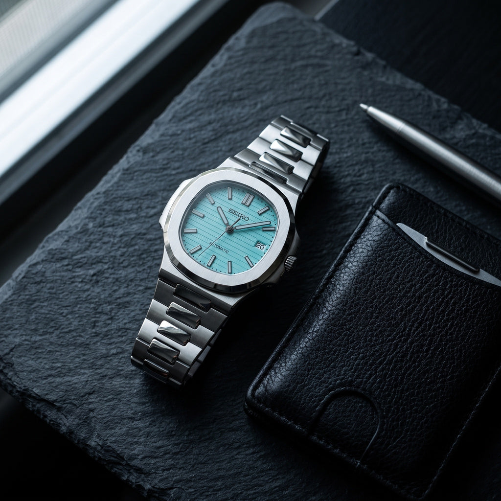 Naut Mod – Steel · Tiffany Dial – 41mm – Automatic – lifestyle flat lay