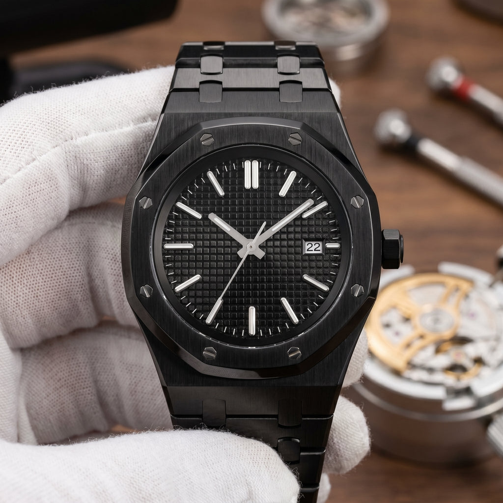 Oak Mod – Black PVD · Black Dial – 41mm – Automatic - close-up detail