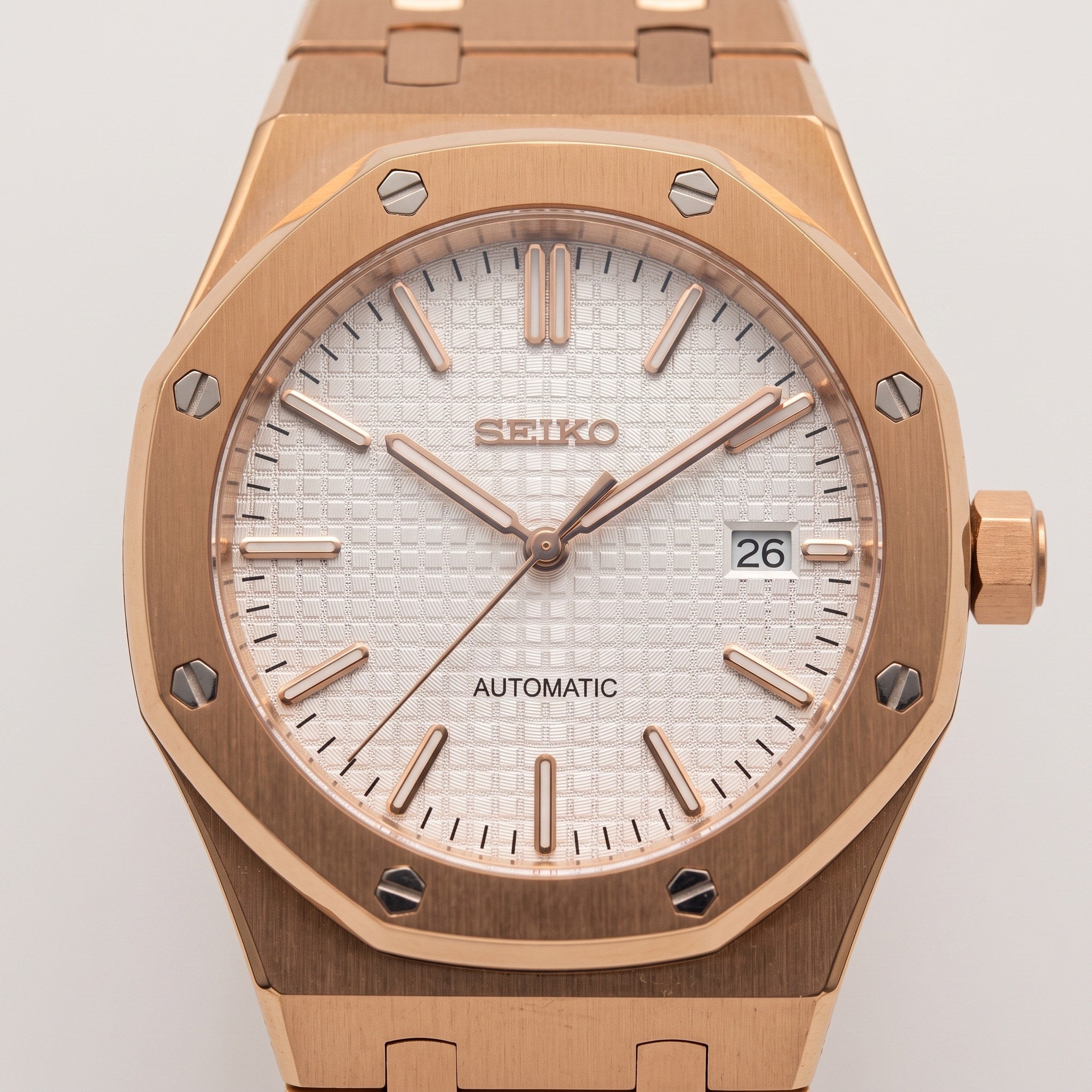 Oak Mod – Rose Gold · White Dial – 41mm – Automatic – dial detail