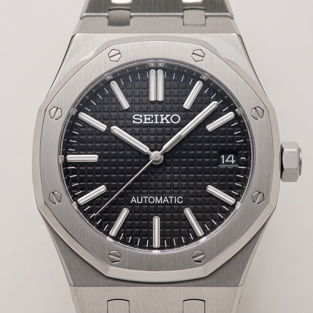 Oak Mod – Steel · Black Tapisserie Dial – 41mm – Automatic – dial detail