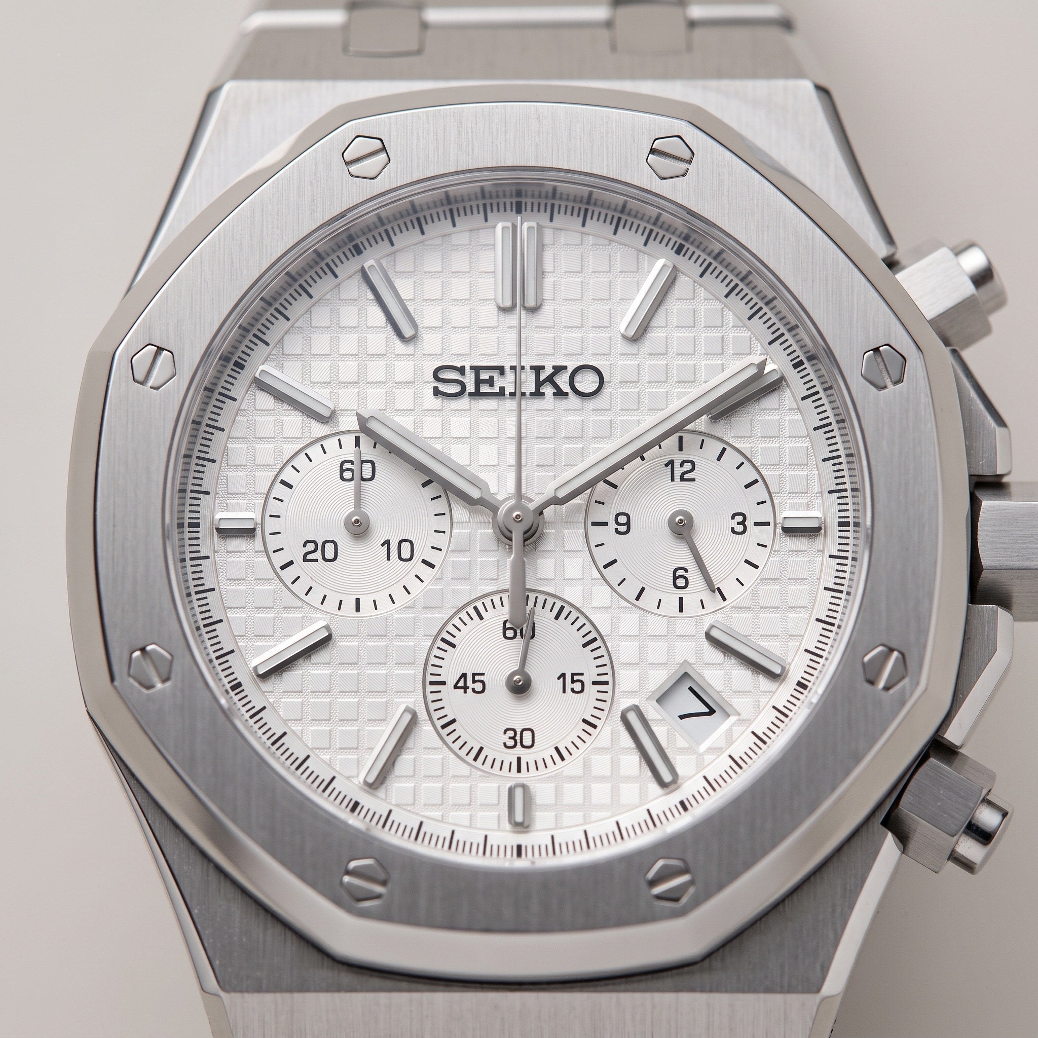 Oak Mod – Steel · White Chronograph – 41mm – Chronograph – dial detail