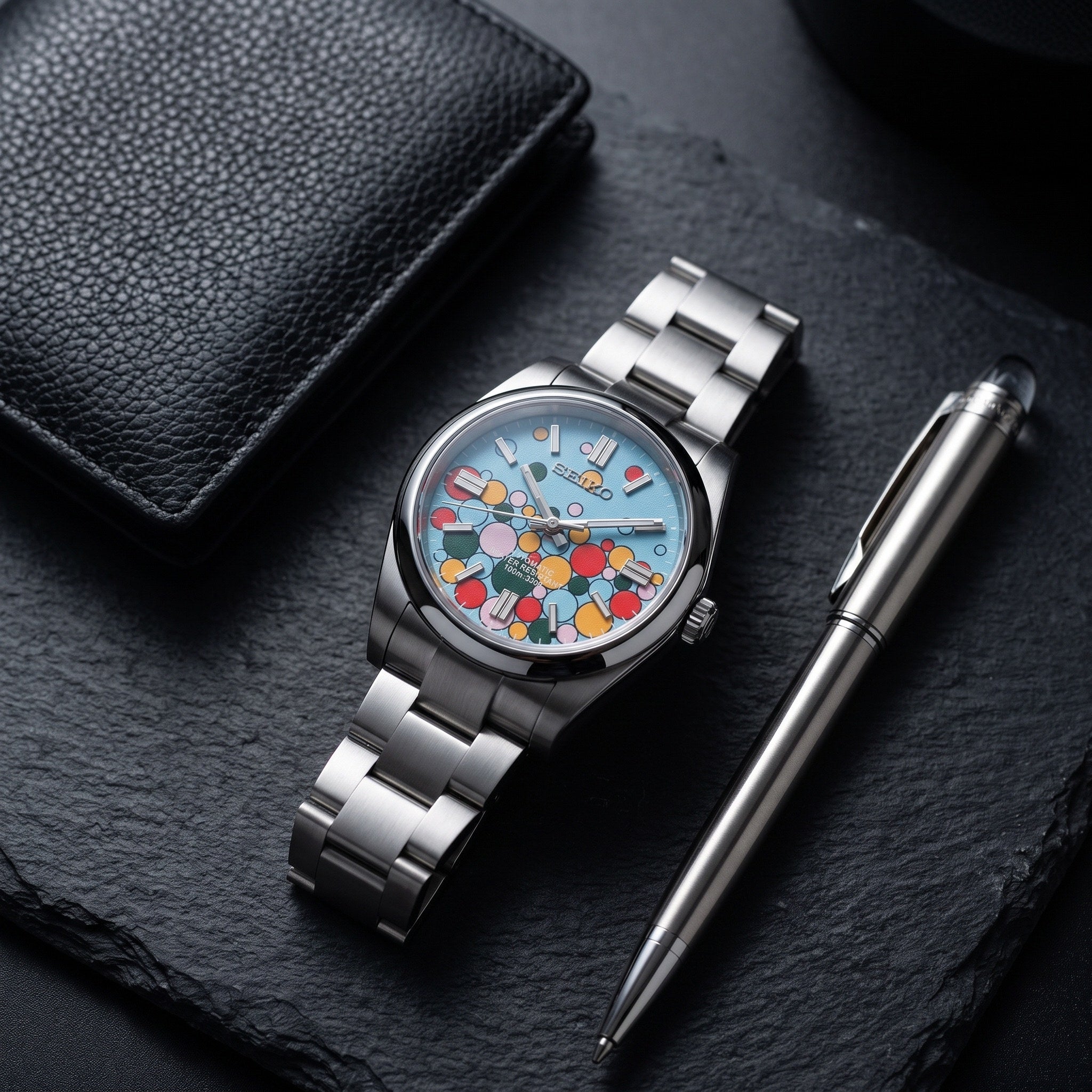 Oyst Mod – Celebration Dial – 39mm – Automatic – lifestyle flat lay