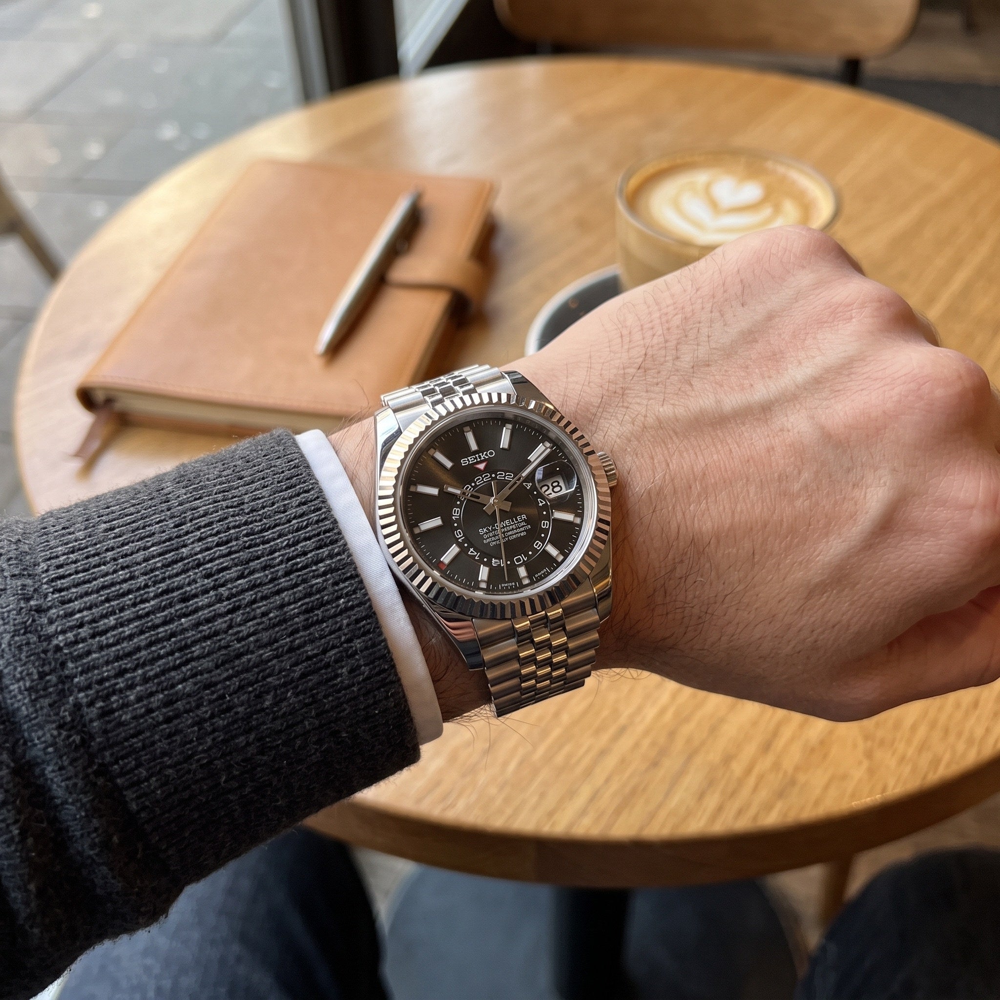 Sky Mod – Black Dial – 41mm – Automatic – on-wrist view