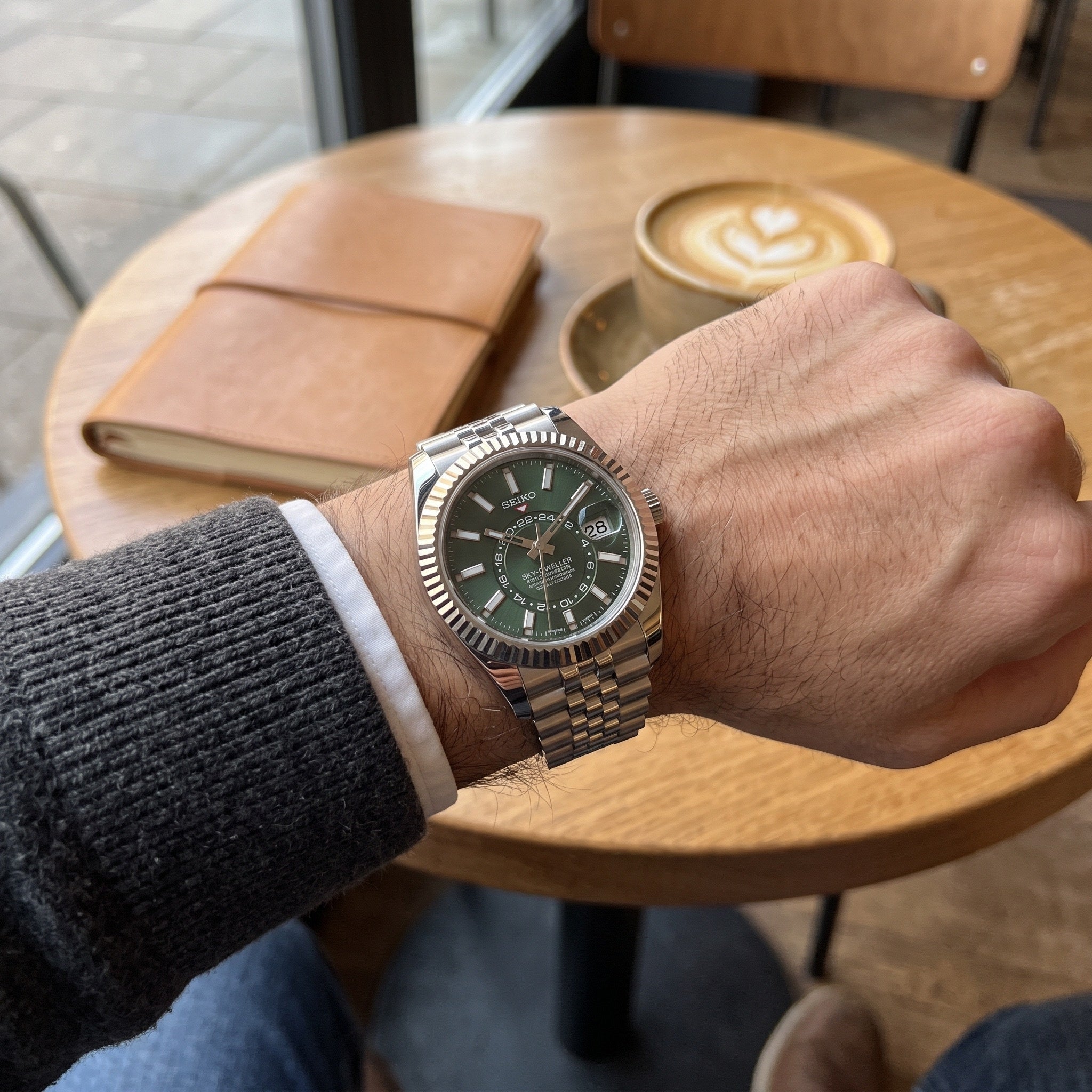 Sky Mod – Green Dial – 41mm – Automatic – on-wrist view