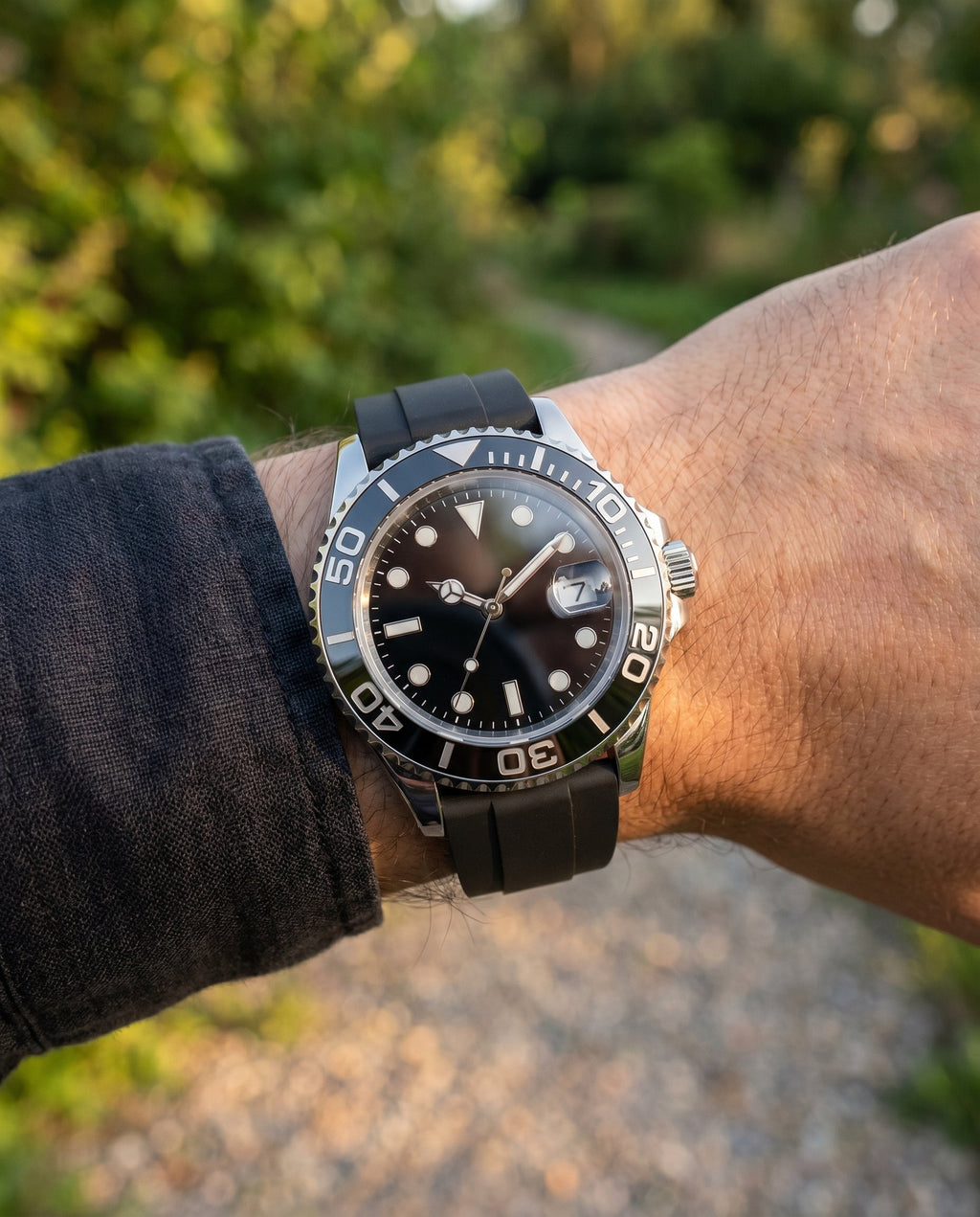 Sub Mod – Black Dial – 40mm – Automatic - on-wrist lifestyle