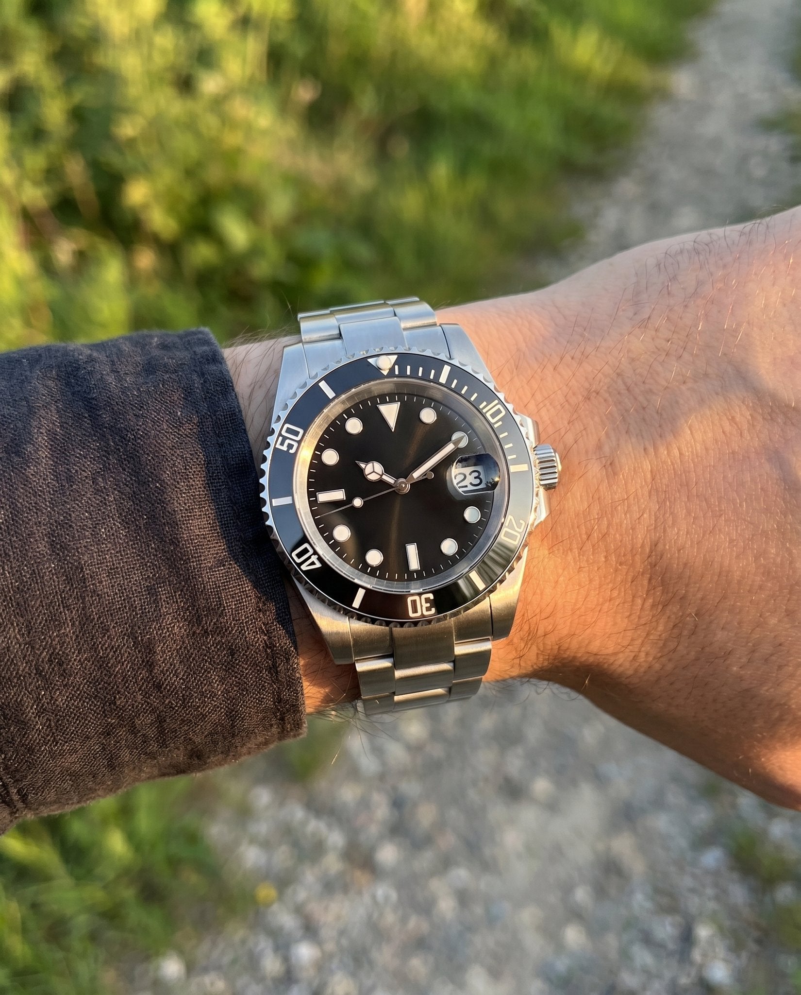 Sub Mod – Black Dial – 40mm – Automatic - on-wrist lifestyle