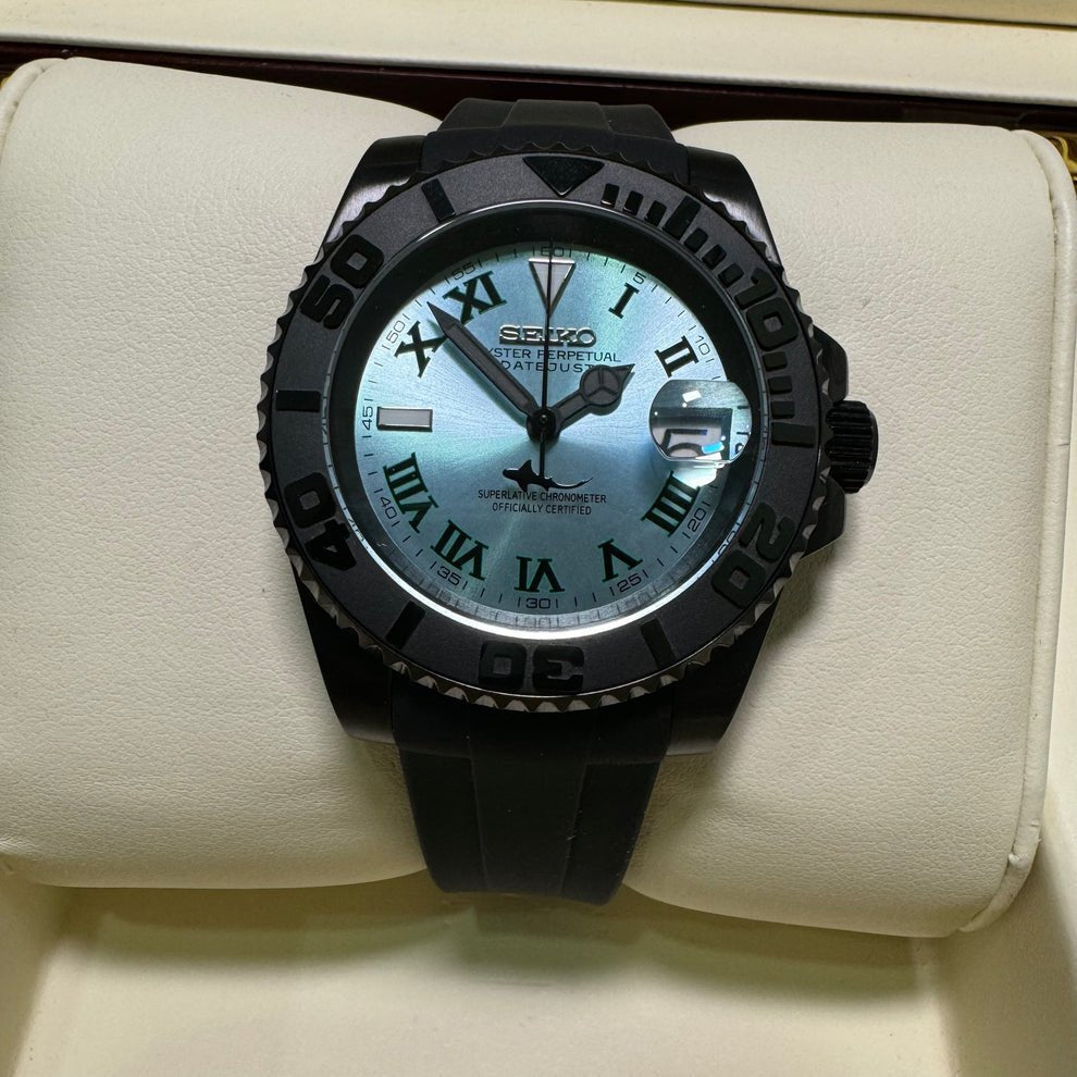 Sub Mod – Black Ice Blue Dial – 40mm – Automatic — with Seiko logo