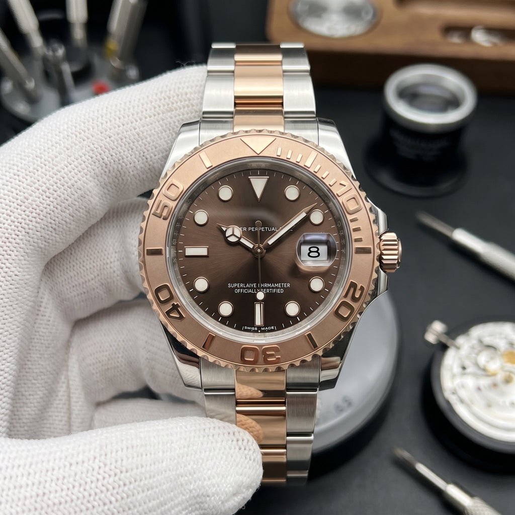 Sub Mod – Two-Tone Rose Gold Brown Dial – 40mm – Automatic - close-up detail