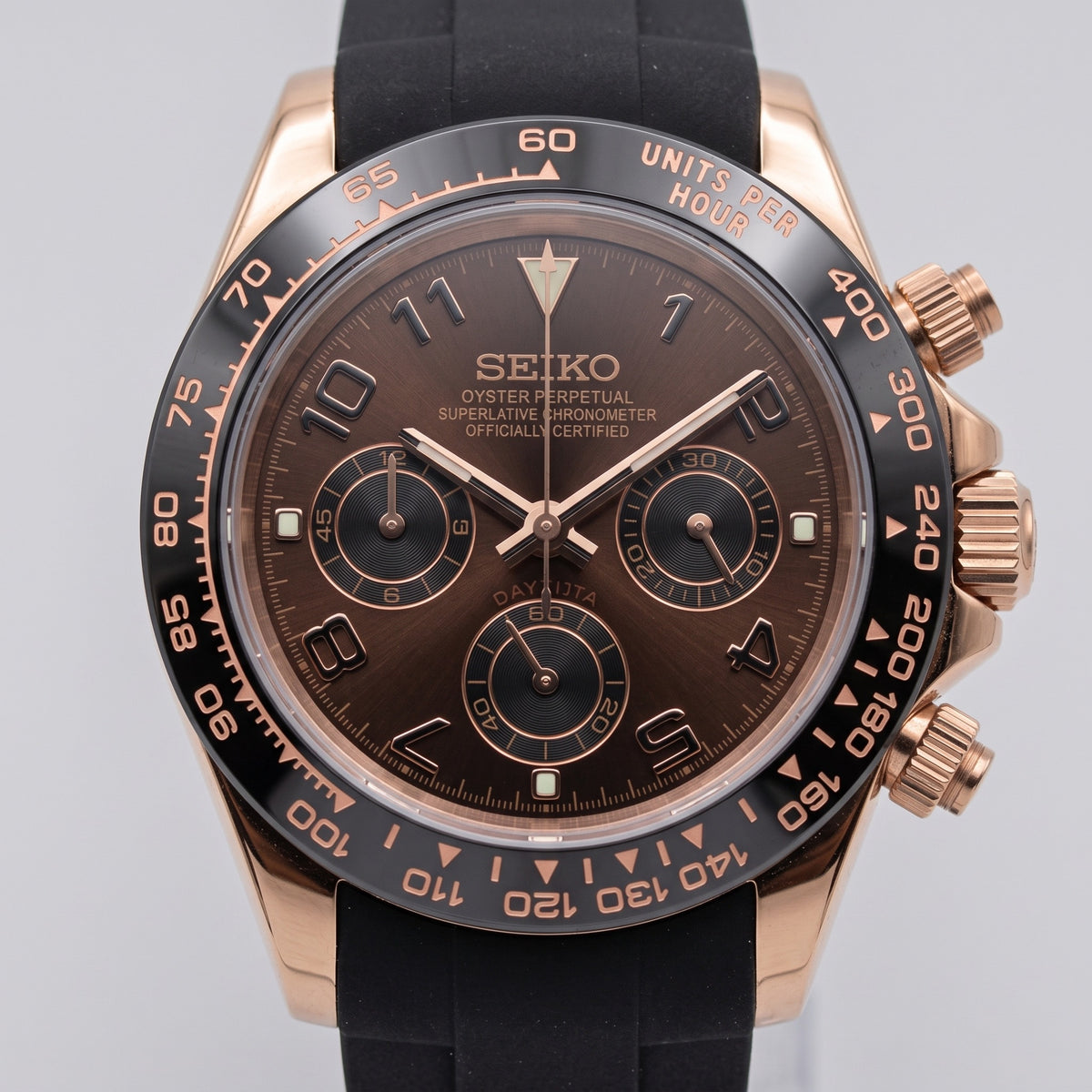 Tona Mod – Rose Gold · Brown Dial · Rubber – 40mm – Chronograph – dial detail