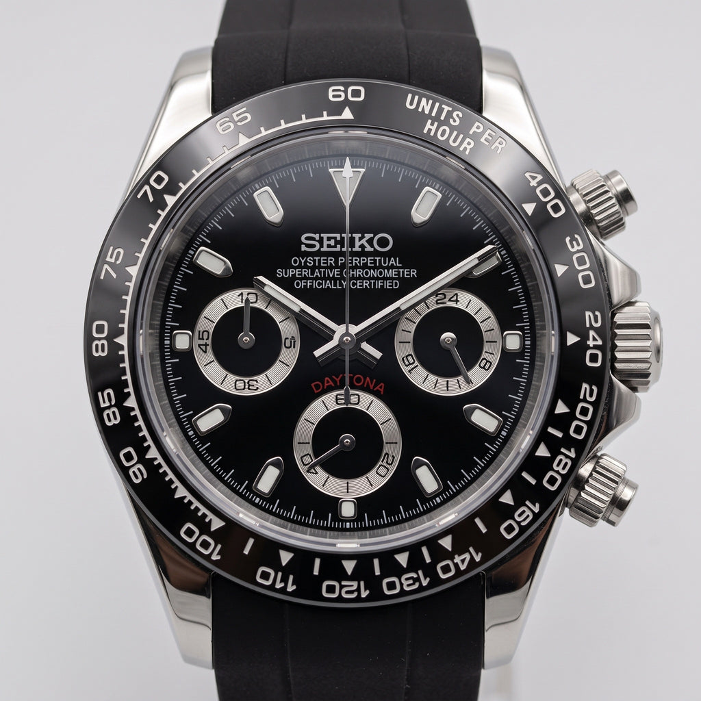 Tona Mod – Steel · Black Dial · Rubber – 40mm – Chronograph – dial detail