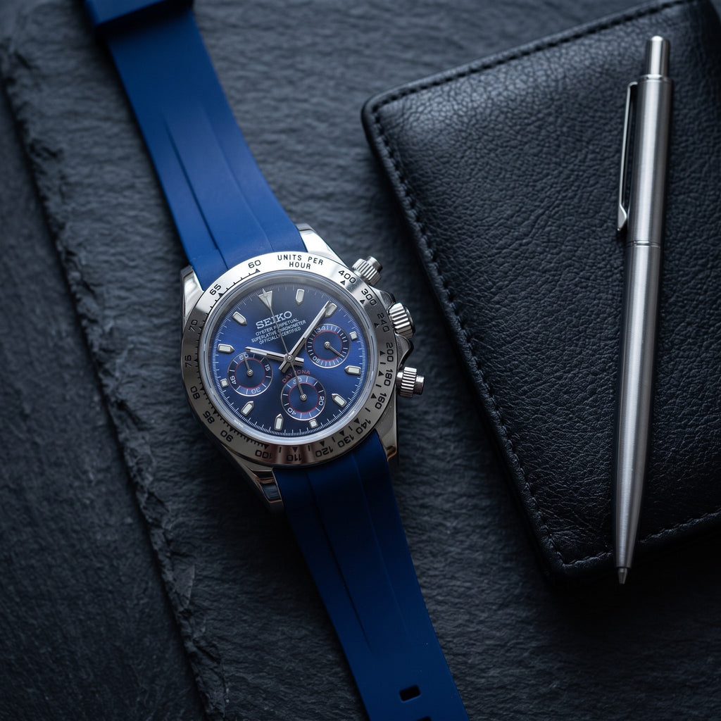 Tona Mod – Steel · Blue Dial · Rubber – 40mm – Chronograph – lifestyle flat lay
