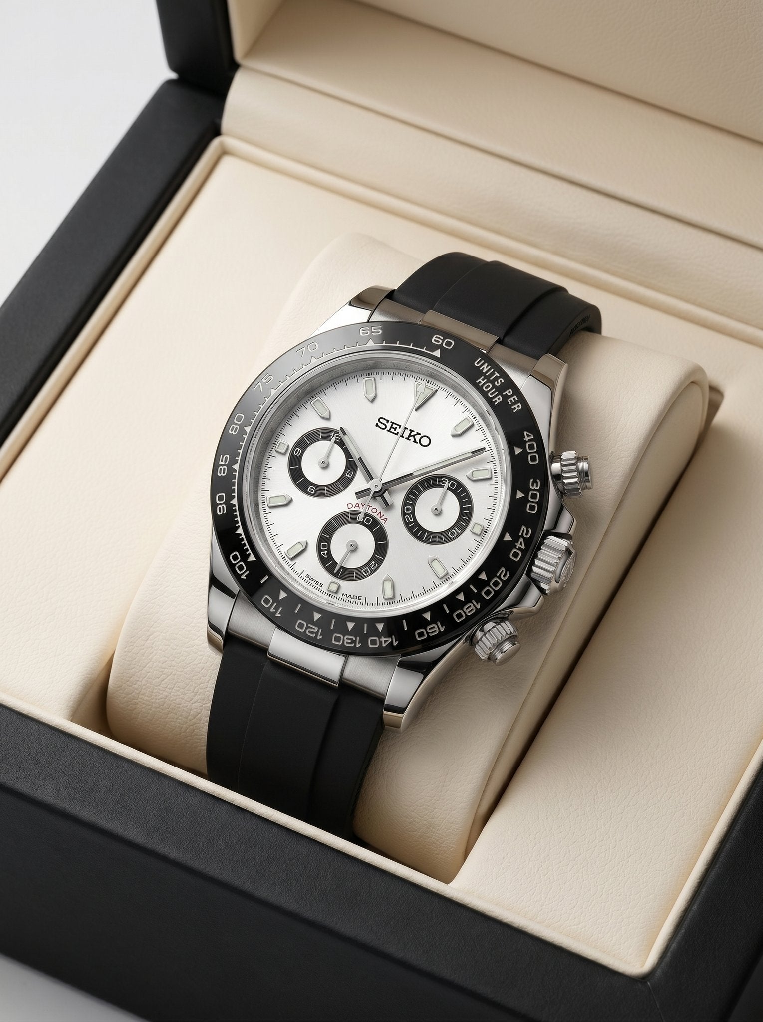 Tona Mod – Steel · White Panda Dial · Rubber – 40mm – Chronograph - in presentation box