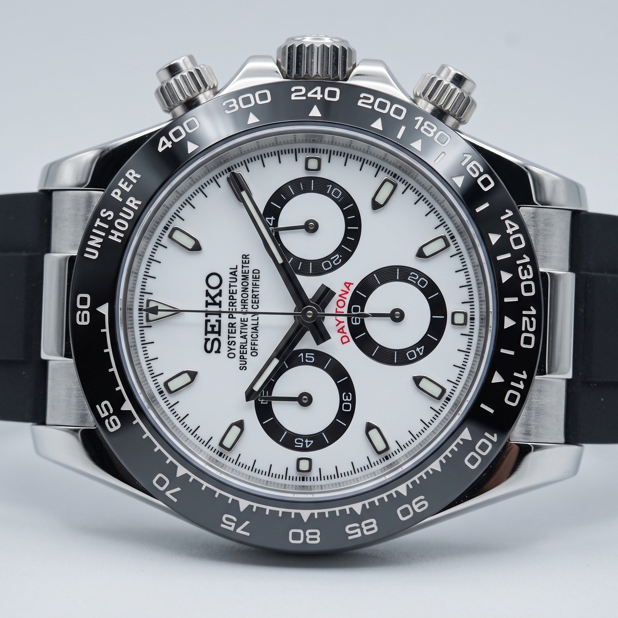 Tona Mod – Steel · White Panda Dial · Rubber – 40mm – Chronograph – dial detail